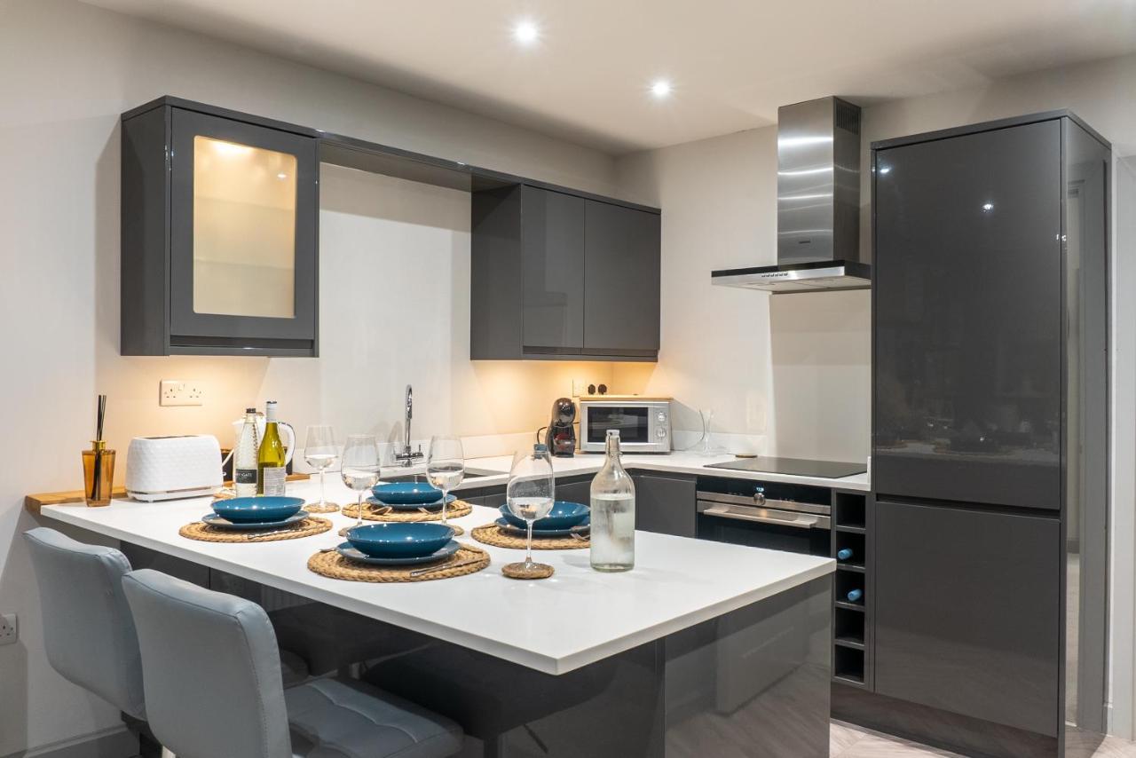 Spring Mount Luxury Apartment: Retreat Apartment *